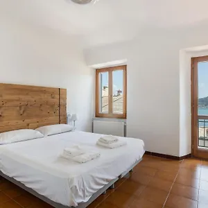https://la-ca-bela-portovenere.hotelitalianriviera.com